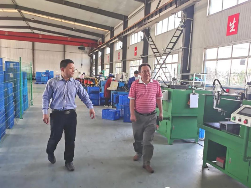 4.28日四川省川聯不銹鋼產業商會執行會長李強到廠參觀指導